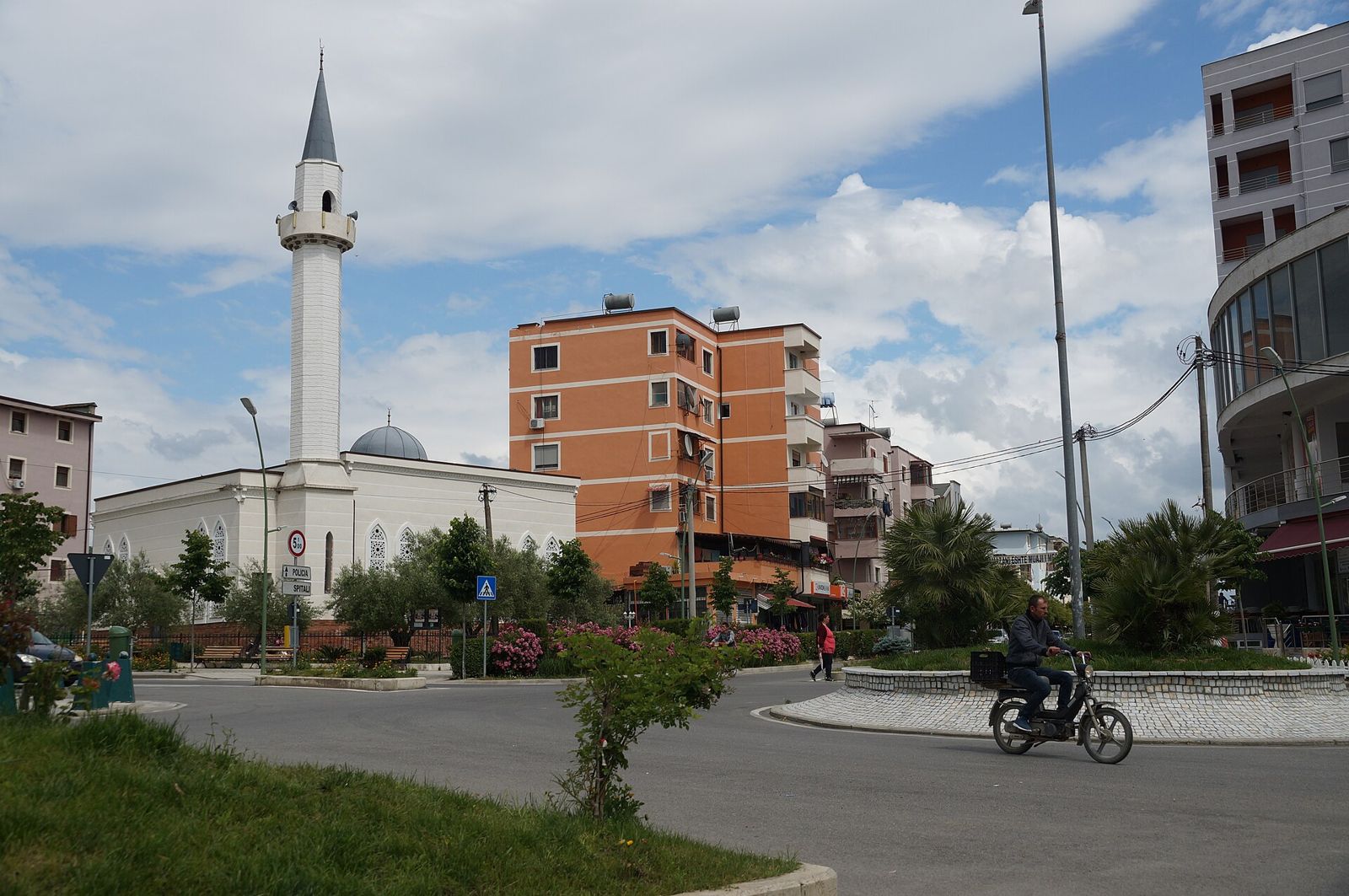 Rrogozhinë